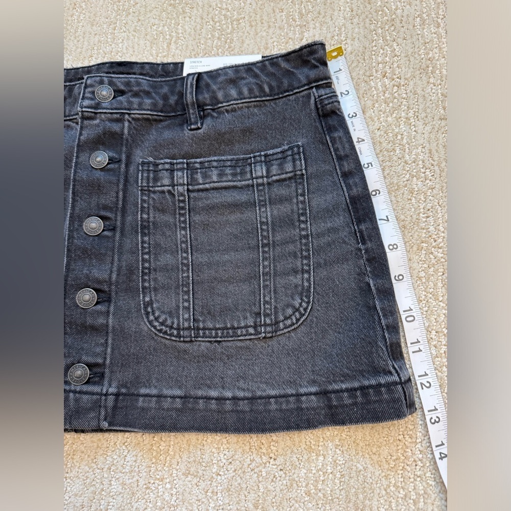 NWT AE Stretch Low-Rise A-Line Denim Cargo Mini Skirt 8 - Picture 7 of 10